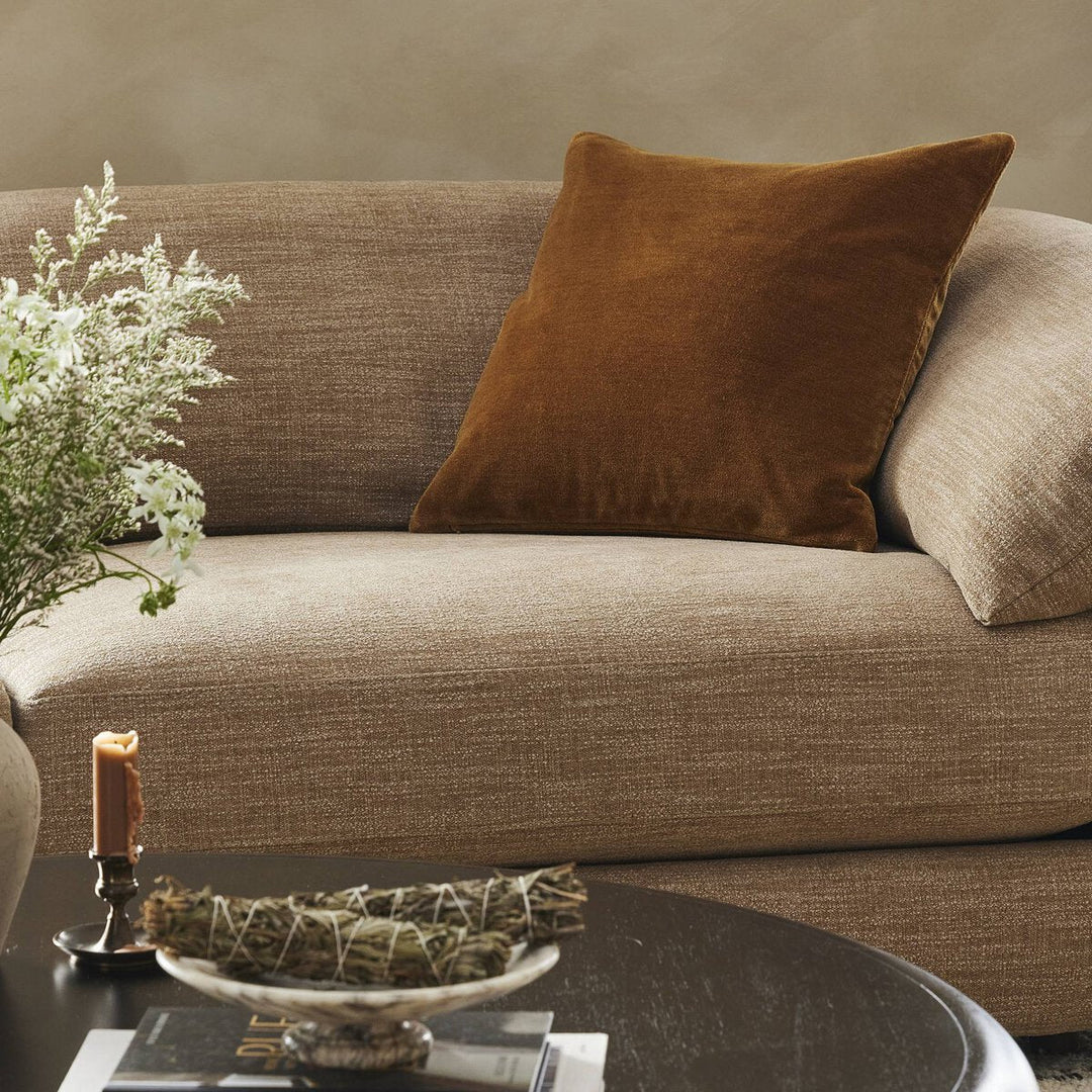 How to Make Your Home Feel Warm and Cozy: 5 Interior Design Tips