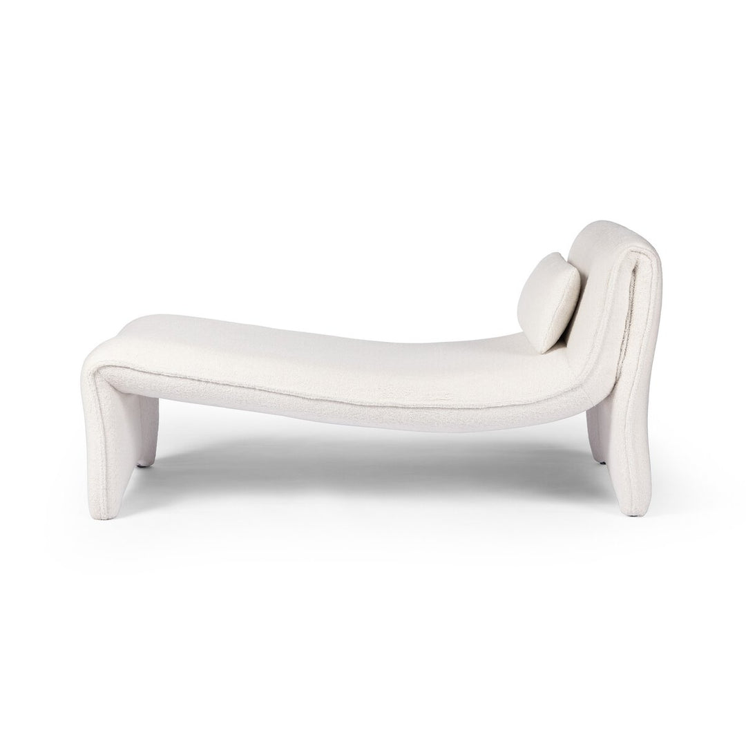 Bridgette Chaise